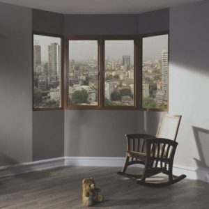 Bay Window Mahogony
